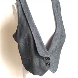 Apostrophe Women’s Vest Large